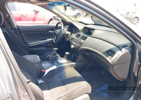 2008 Honda Accord 2.4 Ex from USA, damaged, VIN 1HGCP26708A146043